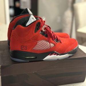 Air Jordan 5 retro ‘Raging bull’ size 9.5